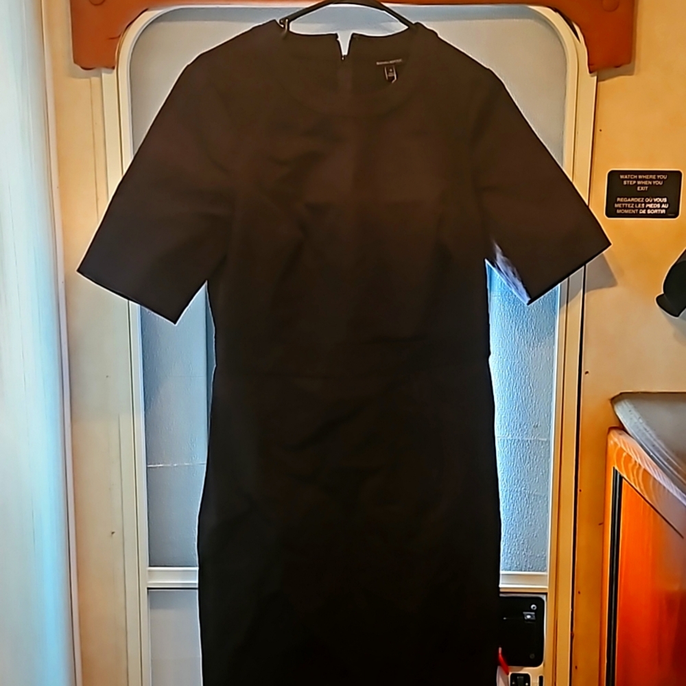 Black Banana Republic dress